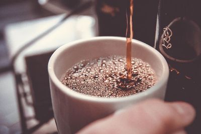 Kesalahan Minum Kopi yang Perlu Diwaspadai, Salah Satunya Pakai Gula Berlebih