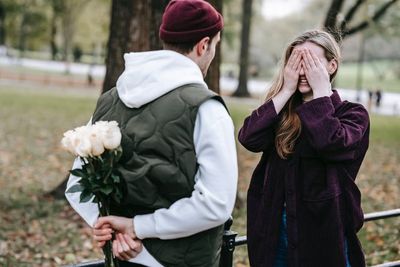 Kenali 5 Love Language, Mana yang Cocok untuk Pasanganmu?
