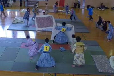 Dulu Cuma Permainan Anak-anak, Adu Bantal Kini Jadi Olahraga Populer di Jepang