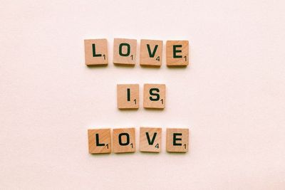 Berikut Bahasa Cinta yang Harus Kamu Tahu agar Awet dengan Pasangan!