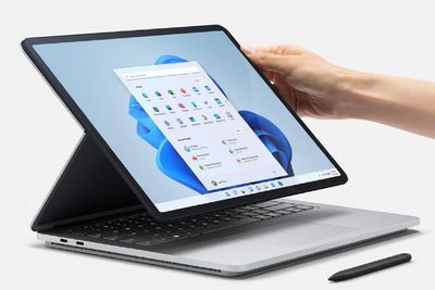 Microsoft Umumkan Surface Laptop Studio yang Hadir dengan Desain 2-in-1