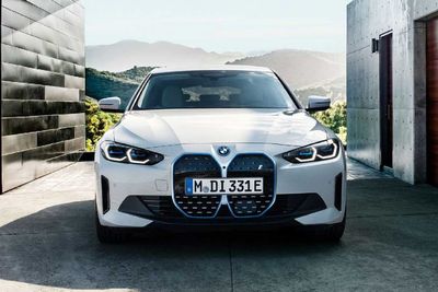 BMW: Tidak Semua Mobil Listrik Butuh Jarak Tempuh Hingga 1.000 Kilometer!