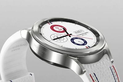 Samsung Luncurkan Galaxy Watch 4 Classic Edisi Thom Browne Seharga Rp11 Juta!