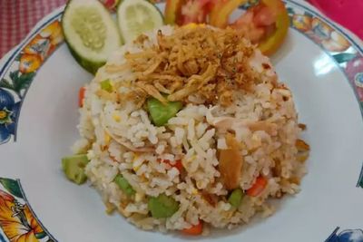 Menu Makan Malam Simpel Menggugah Selera, Nasi Goreng Teri Pete