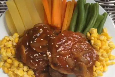 Bosan Olahan Ayam dan Daging? Yuk Kita Coba Buat Bistik Tempe