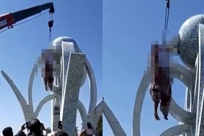 Miris, Taliban Hukum Gantung Pelaku Penculikan Pakai Crane, Ditonton Banyak Orang