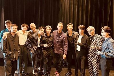 Rilis My Universe , Vokalis Coldplay Gugup hingga Kagum saat Lakukan Rekaman dengan BTS