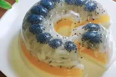 Puding Kaca Kelapa Jeruk, Cemilan Manis Pelengkap Waktu Bersantai