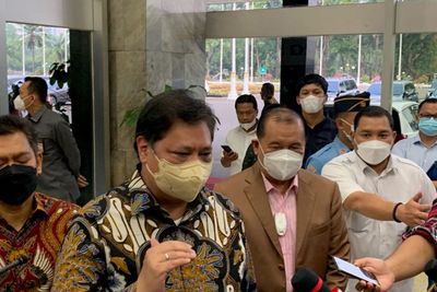 Airlangga Konsultasi dengan Aburizal Bakrie Sebelum Tunjuk Lodewijk Jadi Wakil Ketua DPR