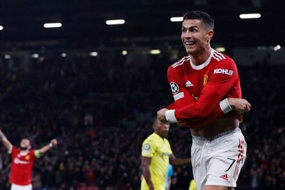Cristiano Ronaldo Berterima Kasih ke Fans Usai Cetak Gol Kemenangan Manchester United
