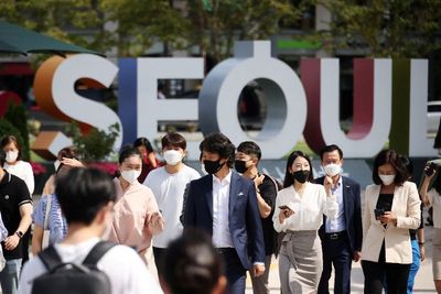 Kasus Covid-19 Meningkat, Korea Selatan Perpanjang Perbatasan Covid-19