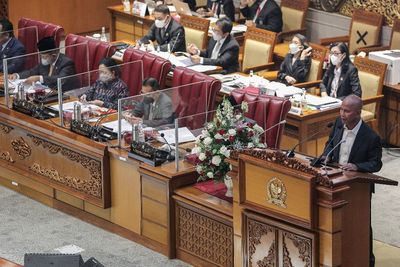 Kritik Kunker Baleg ke Ekuador dan Brasil, Formappi: RUU PKS Bisa Dikerjakan di Senayan!