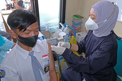 Update Vaksinasi Covid-19 RI 2 Oktober: Dosis Pertama 93 Juta, Dosis Kedua 52 Juta
