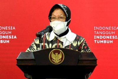 Aksi Marah Risma di Gorontalo Dinilai Tak Tepat, Pengamat: Lebih Baik Mundur dari Mensos!