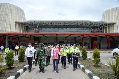 Jelang Diresmikan Presiden, Menhub Tinjau Terminal Baru Bandara Mopah