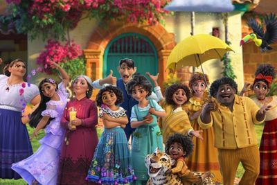 Sineas Encanto Menangis Terharu Saat Disney Garap Animasi Berlatar Kolombia