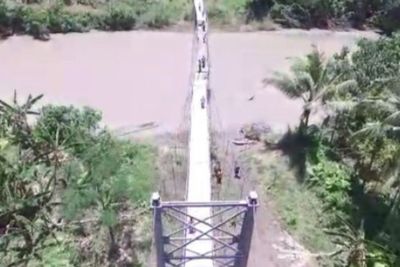 Meski Belum Diperbaiki Permanen, Jembatan Rusak di Nias Utara Sudah Bisa Dilalui