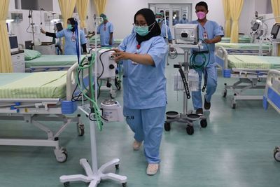 Melandai! Update Corona RI 4 Oktober: Kasus Baru Covid-19 di Bawah 1.000