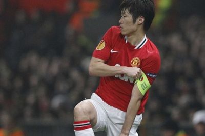 Pesan Park Ji-sung ke Fans MU: Setop Nyanyi Lagu Rasial