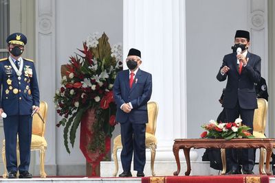 FOTO: Presiden Pimpin Upacara Peringatan HUT TNI Ke-76