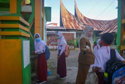 Baru Dua Hari Sekolah PTM, Padang Kembali Berlakukan Belajar Daring