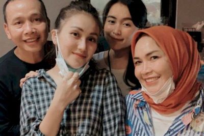 Ayah Rozak dan Umi Kalsum Bakal Dipanggil Sebagai Saksi Terkait Laporan Ayu Ting Ting