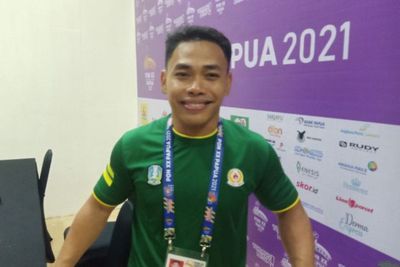 Eko Yuli Irawan Sumbang Emas untuk Jatim dari PON Papua