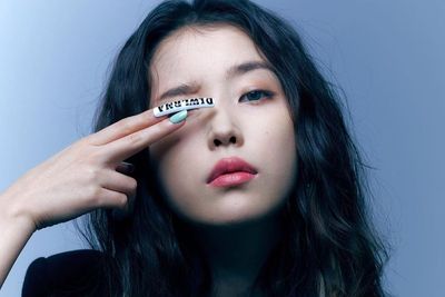 IU Segera Rilis Strawberry Moon