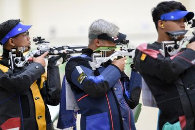 FOTO: Kualifikasi Menembak 10 Meter Air Rifle Putra