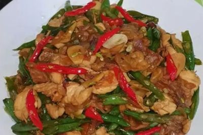 Mager Mau Belanja? Kita Masak Sarapan Simpel Tumis Buncis Ayam Tempe Pedas Aja Yuk