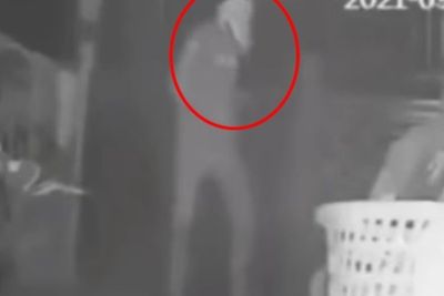 Video Pria Bertopeng Celana Dalam Beraksi di Rumah Warga, Curi Bra Hingga Lingerie