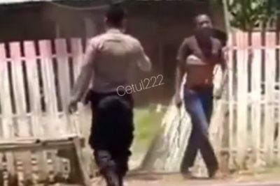 Sadis! ODGJ di Bima Ngamuk Bacok Bocah SMP Hingga Tewas dan Tembak Polisi