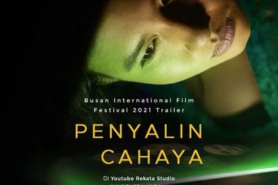 Wakili Film Indonesia di BIFF 2021, Trailer Penyalin Cahaya Resmi Dirilis