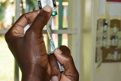 WHO Beri Izin Terhadap Vaksin Malaria, Jadi Yang Pertama di Dunia Loh!