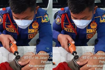 Duh! Pria Ini Datangi Kantor Damkar Jaksel Minta Tolong Buka Borgol Ditanganya