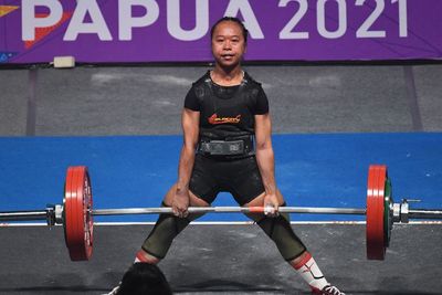 Lifter Jabar Pecahkan Rekor Asia di PON Papua, Ini Foto-fotonya