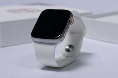Apple Watch Series 6 Resmi Dihentikan Produksinya, Dihapus dari Situs Apple!