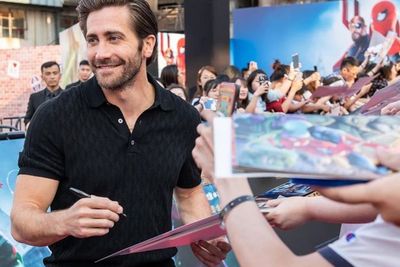 Jadi Musuh Spiderman, Jake Gyllenhaal Gugup Hingga Lupa Dialog Spider-man: Far from Home