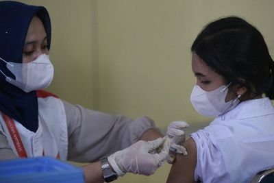Kemenkes: 58,4 Juta Warga Indonesia Telah Divaksinasi COVID-19 Lengkap