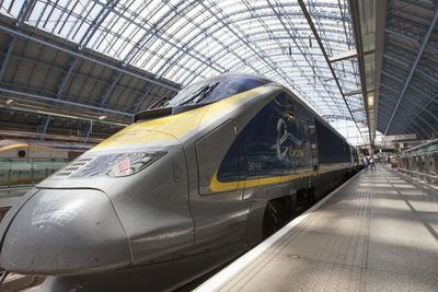Pihak Eurostar Tingkatkan Koneksi Kereta untuk Natal!