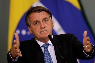 Dinilai Tak Masuk Akal, Presiden Brasil Jair Bolsonaro Tegaskan Tak Akan Vaksin Covid-19