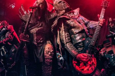 Tak Cuma Menukik Telinga, 4 Lagu Rock Berikut Mengandung Makna Horror