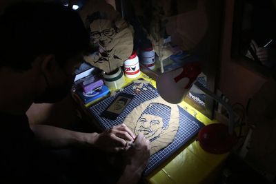 Seni Lukis wajah dari Daun Jati, Berikut Foto-fotonya