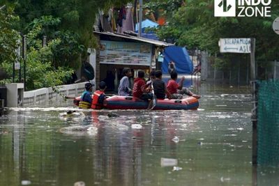 Anak Buah Anies Terjunkan Hampir 9 Ribu Personel Urusi Sampah Guna Antisipasi Banjir