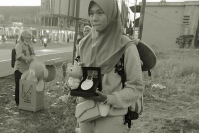 Tak Ada Sambutan buat Dheya Nazhira Hari Ini, Peraih Emas PON Pulang Naik Angkutan Sendiri
