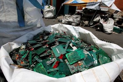 Limbah Elektronik di Tahun 2021 Diprediksi Mencapai 57,4 Juta Metrik Ton!