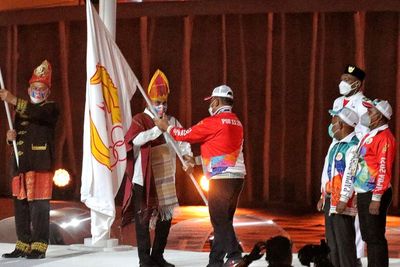 Edy Rahmayadi Terima Bendera Tuan Rumah PON 2024: Sumut akan Berikan Terbaik untuk Tamu
