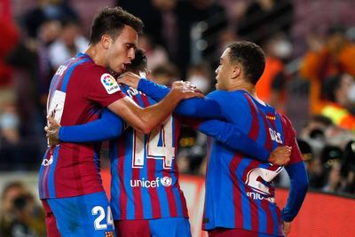 Liga Spanyol: Barcelona Tekuk Valencia 3-1, Ini Foto-fotonya