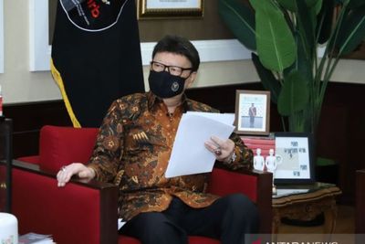 Menteri Tjahjo Minta Polisi Bongkar Jaringan Calo CPNS dan Tindak Anak Artis Nia Daniaty