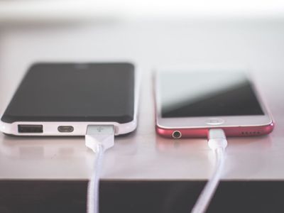 Anak 11 Tahun di Vietnam Tewas Usai Smartphonenya Meledak Saat Dipakai Belajar!
